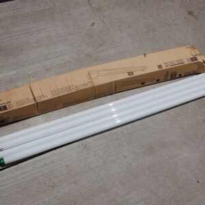 White Fluorescent Light Tubes